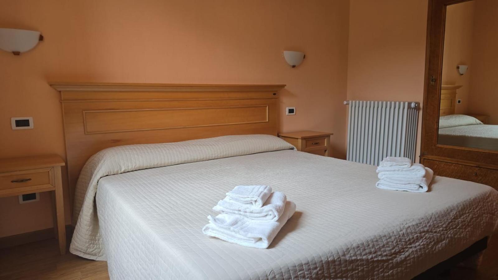 Albergo Minetto Martina Olba Luaran gambar