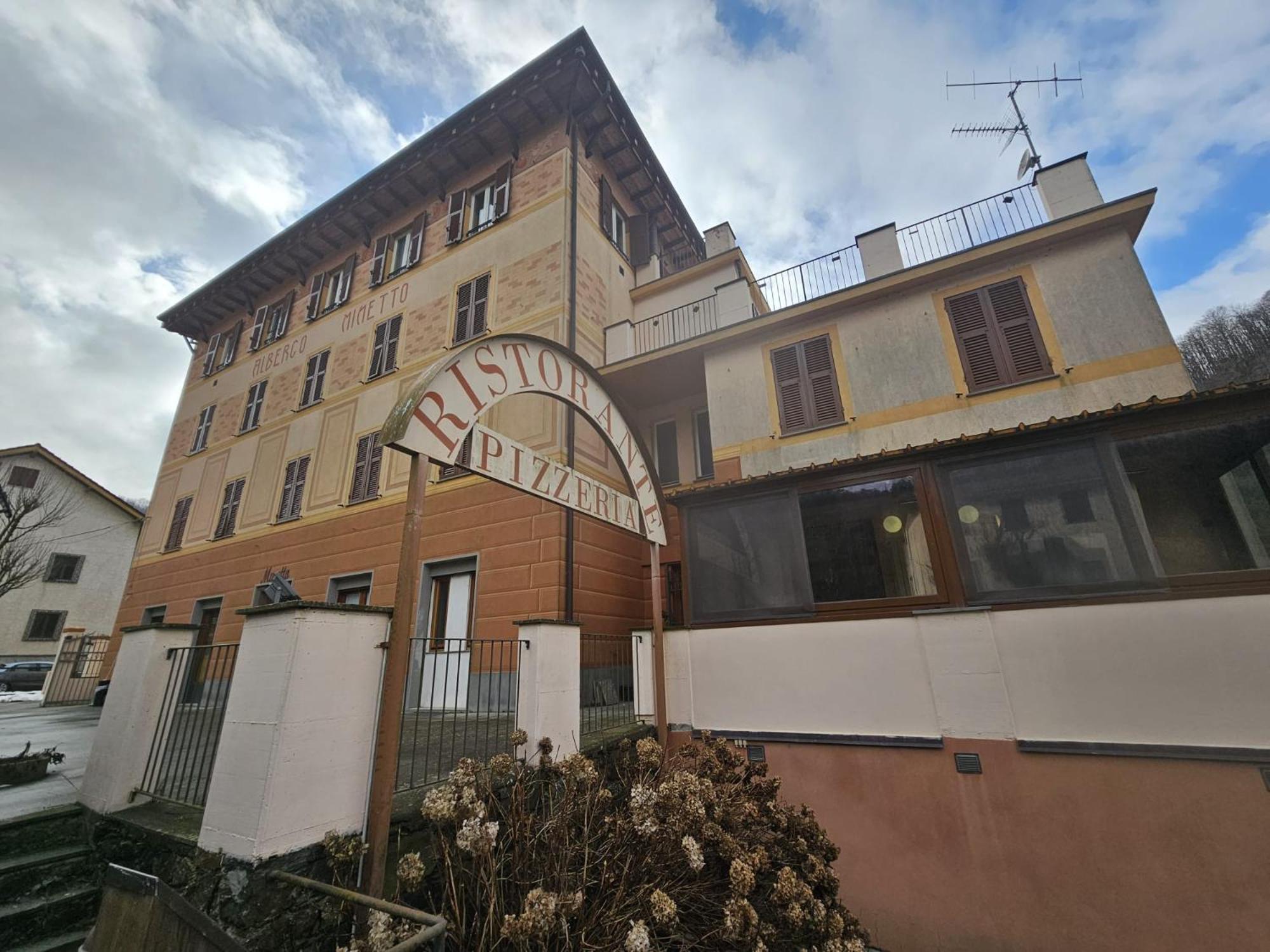 Albergo Minetto Martina Olba Luaran gambar